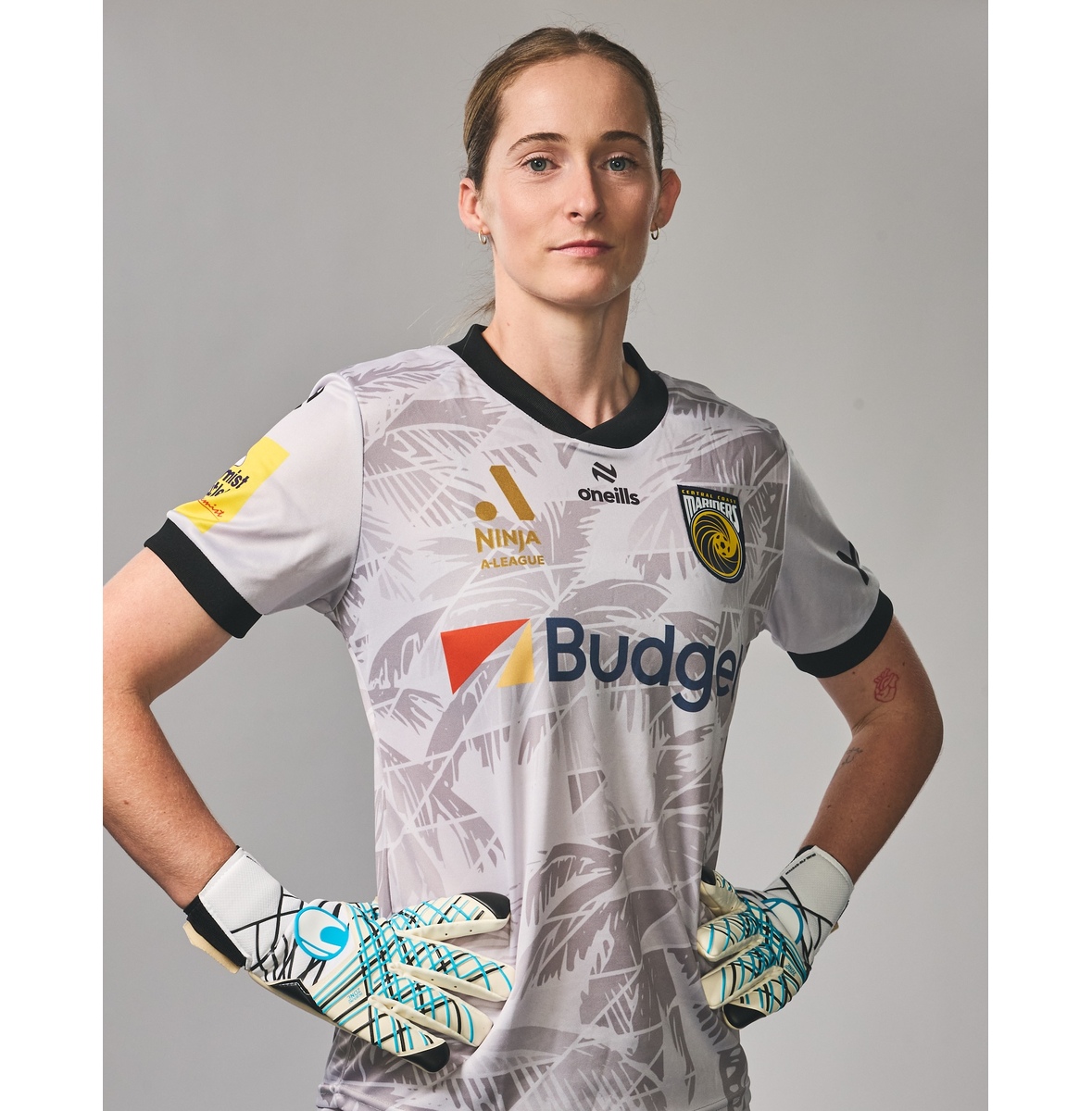 ANNIE GROVE