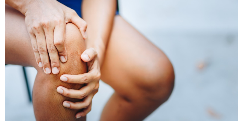 Knee Pain While Running? Here is When to Use a Knee Sleeve vs. a Knee Brace
